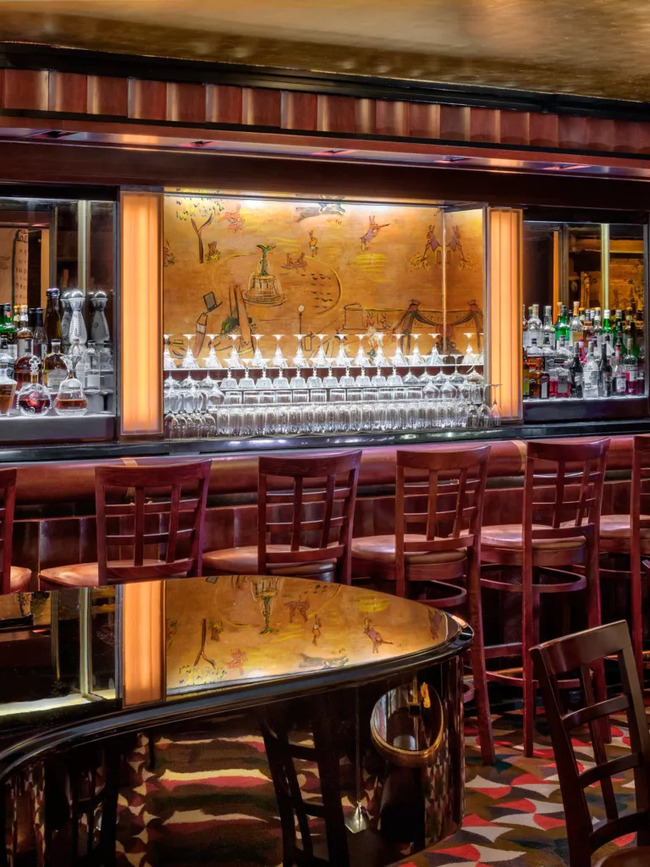 Il Bemelmans Bar presso il Carlyle-Hotel di New York