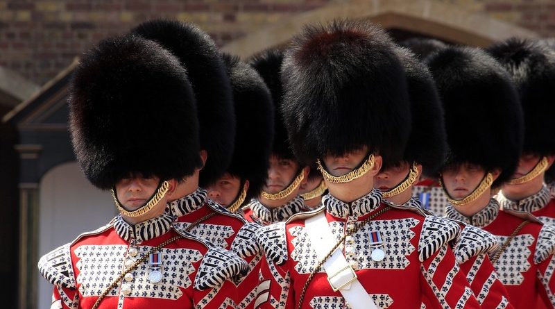 Cambio della Guardia a Buckingham Palace